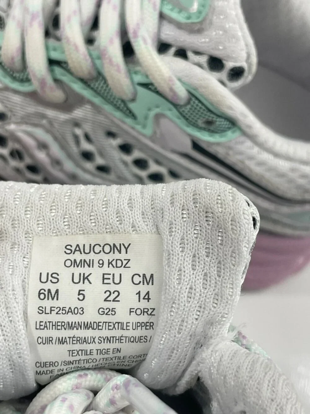 Saucony Omni 9 Sneakers White Mint Pink Running Shoes Kids Size 6 (Medium) NEW - Picture 9 of 9